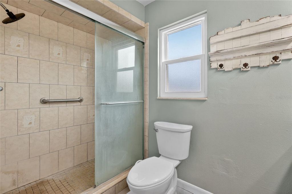 Image 34 of property listing at 4085 OLD COLONY ROAD, Mulberry, FL 33860