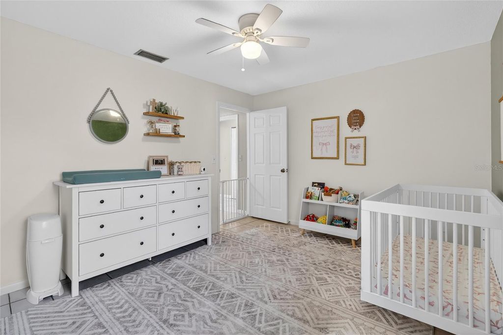 Image 37 of property listing at 4085 OLD COLONY ROAD, Mulberry, FL 33860