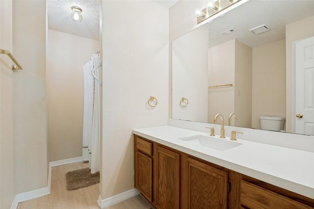 305 Sondra Way, Red Oak, TX 75154