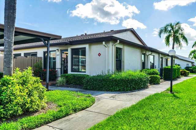 2823 72ND STREET COURT W 2151, Bradenton, FL 34209