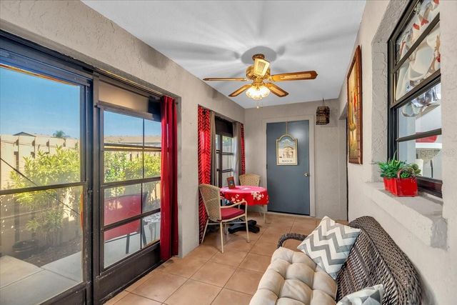 2823 72ND STREET COURT W 2151, Bradenton, FL 34209