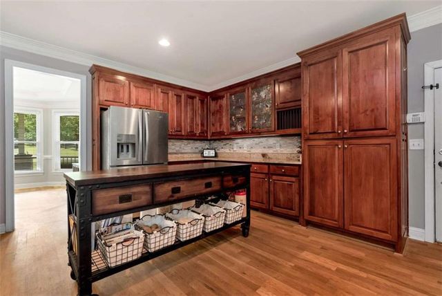 5794 Julian Baugh Road, Lula, GA 30554