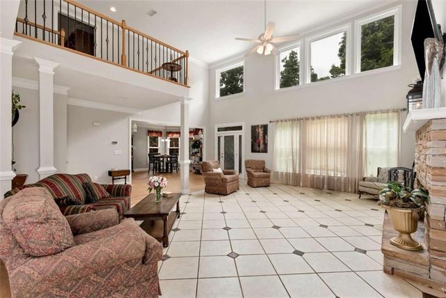 5794 Julian Baugh Road, Lula, GA 30554