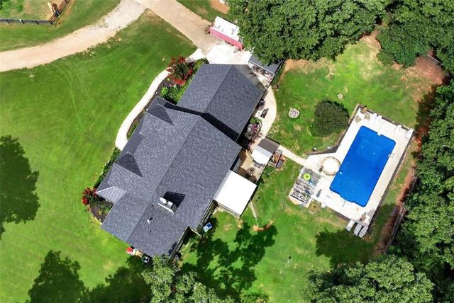 5794 Julian Baugh Road, Lula, GA 30554