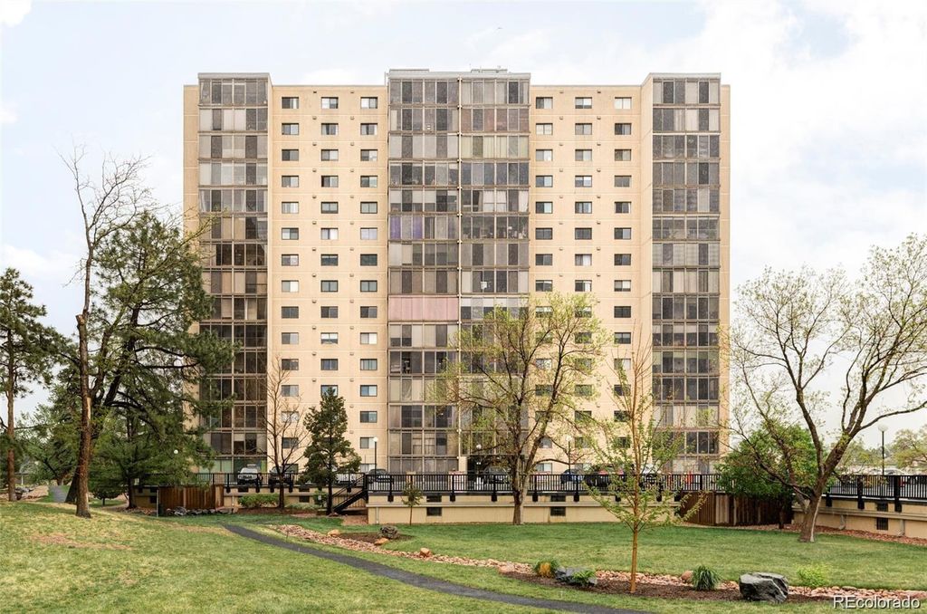 7877 E Mississippi Avenue 501, Denver, CO 80247