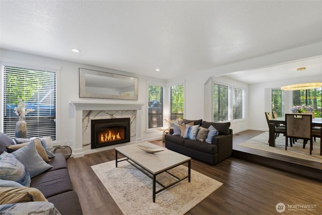 22429 SE 329th Street, Black Diamond, WA 98010