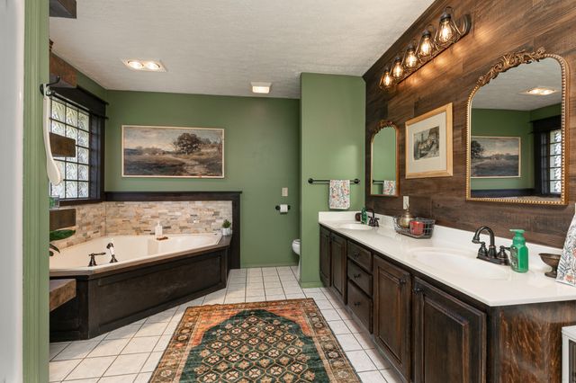 209 Northgate Avenue, Monett, MO 65708