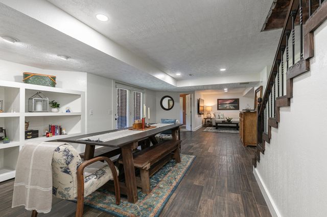 209 Northgate Avenue, Monett, MO 65708