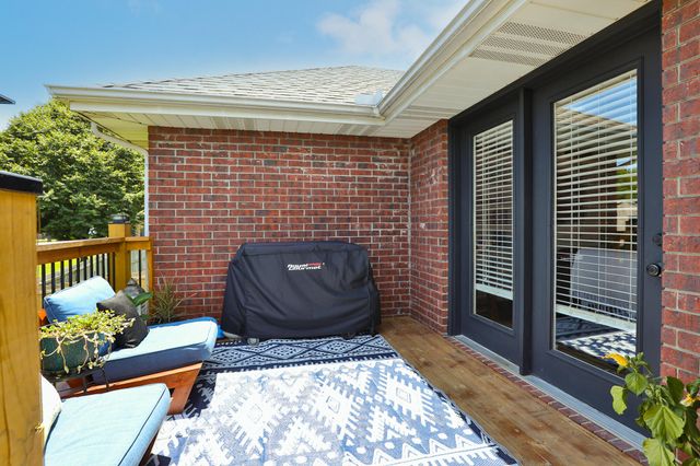 209 Northgate Avenue, Monett, MO 65708