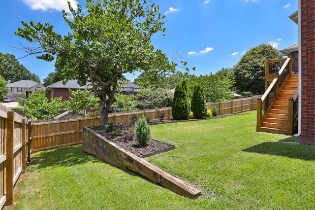 209 Northgate Avenue, Monett, MO 65708