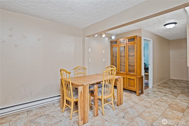 3284 Oak Street, Longview, WA 98632