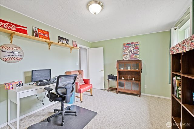 3284 Oak Street, Longview, WA 98632