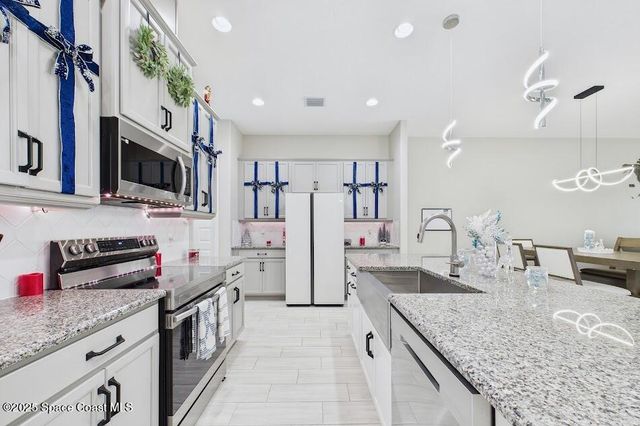 2940 Avalonia Drive, Melbourne, FL 32940