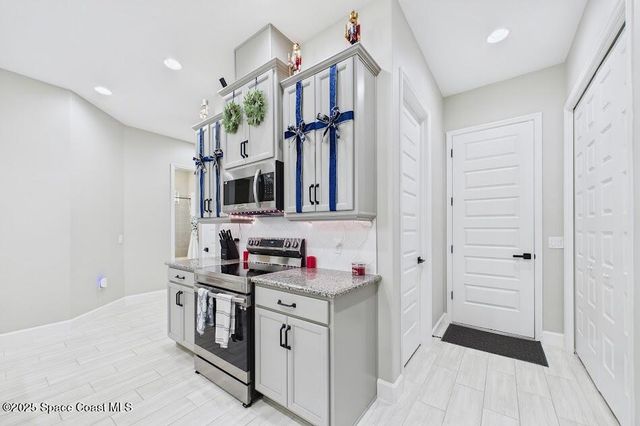 2940 Avalonia Drive, Melbourne, FL 32940