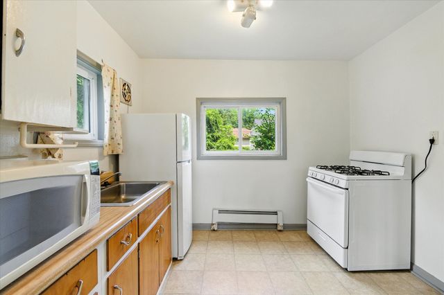 19435 Inkster Road, Livonia City, MI 48152