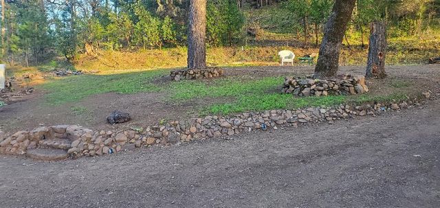 2450 Indian Creek Road, Shady Cove, OR 97539