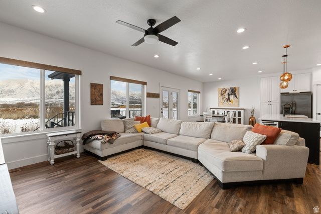 3924 W 2875 N, Plain City, UT 84404