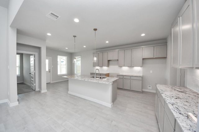 15015 Royal Leaf Drive, Cypress, TX 77429