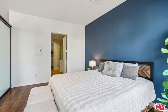 801 S Grand Avenue 1310, Los Angeles, CA 90017