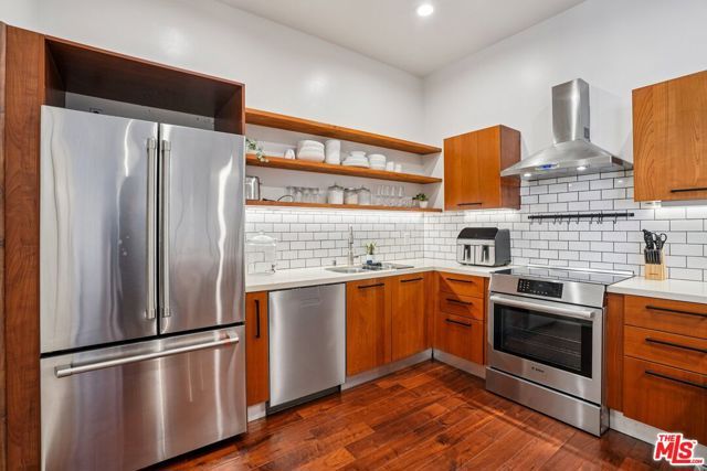 801 S Grand Avenue 1310, Los Angeles, CA 90017