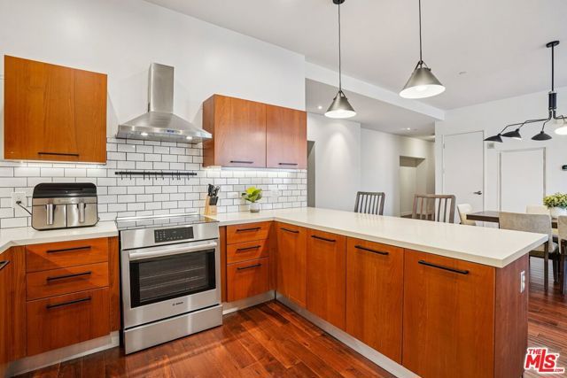 801 S Grand Avenue 1310, Los Angeles, CA 90017