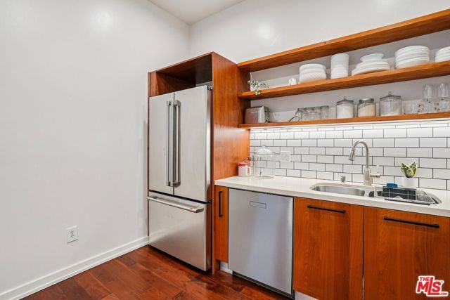 801 S Grand Avenue 1310, Los Angeles, CA 90017