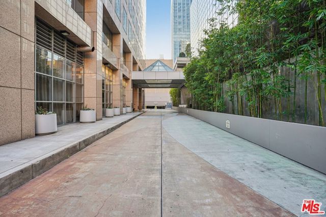 801 S Grand Avenue 1310, Los Angeles, CA 90017