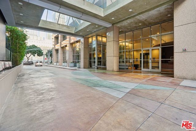 801 S Grand Avenue 1310, Los Angeles, CA 90017