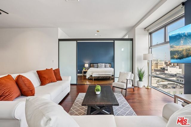 801 S Grand Avenue 1310, Los Angeles, CA 90017