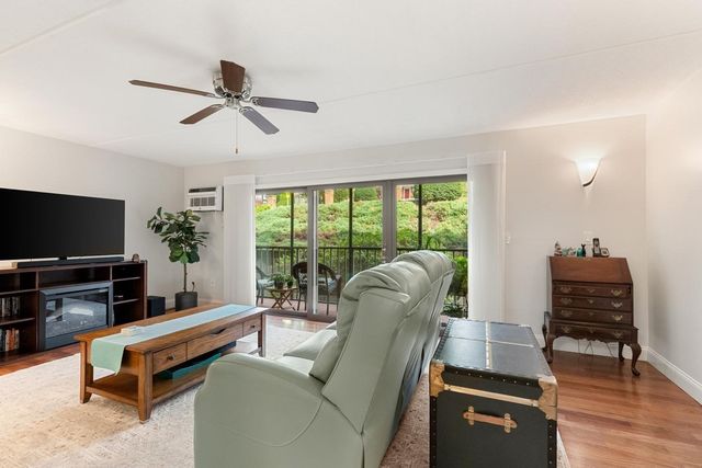 190 High St 207, Medford, MA 02155