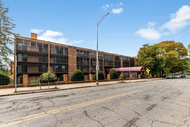 190 High St 207, Medford, MA 02155
