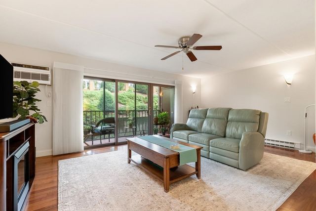 190 High St 207, Medford, MA 02155