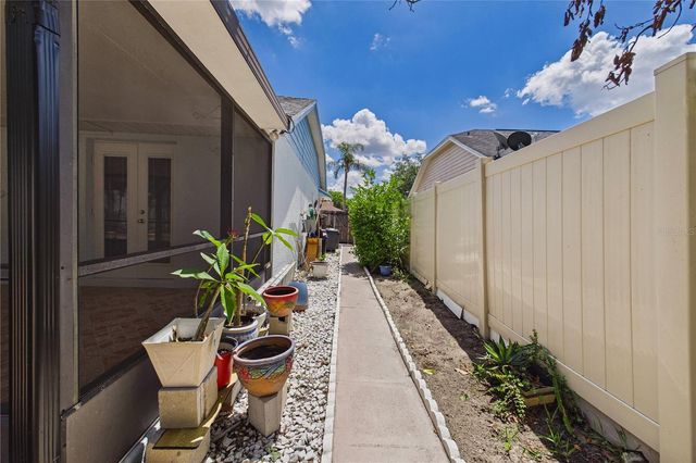 4386 WYNDCLIFF CIRCLE, Orlando, FL 32817
