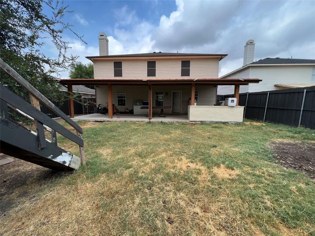 2216 Chestnut Drive, Little Elm, TX 75068