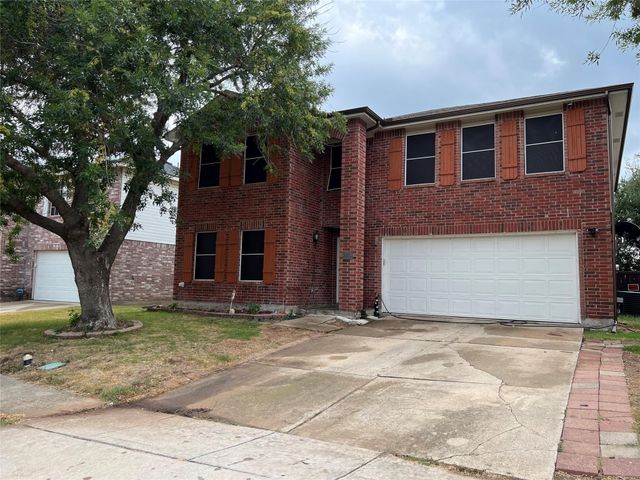 2216 Chestnut Drive, Little Elm, TX 75068