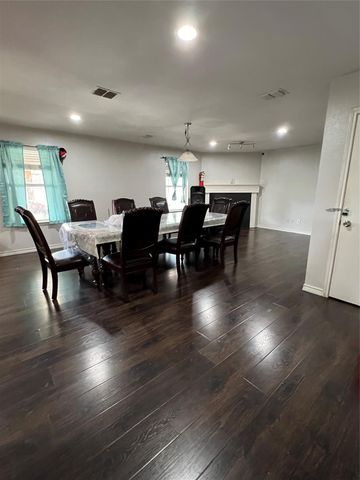 2216 Chestnut Drive, Little Elm, TX 75068