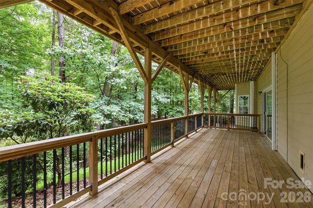 151 Maple View Drive, Troutman, NC 28166