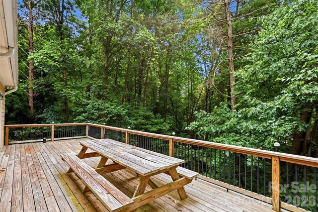 151 Maple View Drive, Troutman, NC 28166