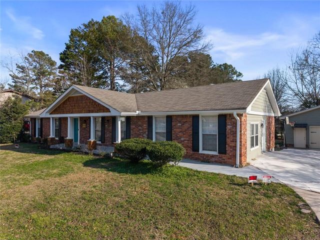 599 Honey Creek SE Road, Conyers, GA 30094