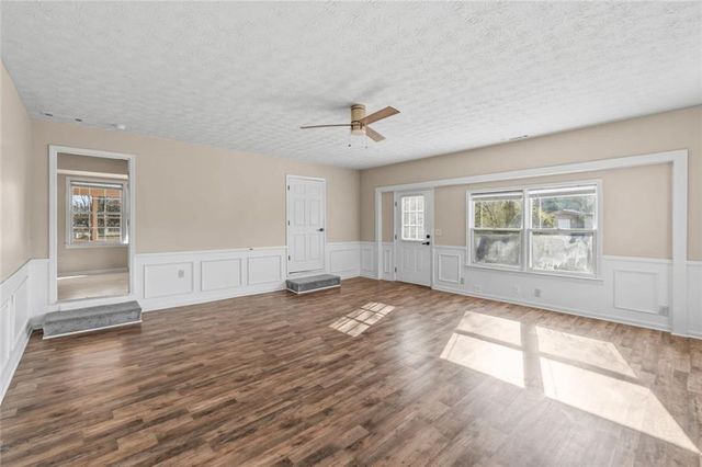 599 Honey Creek SE Road, Conyers, GA 30094