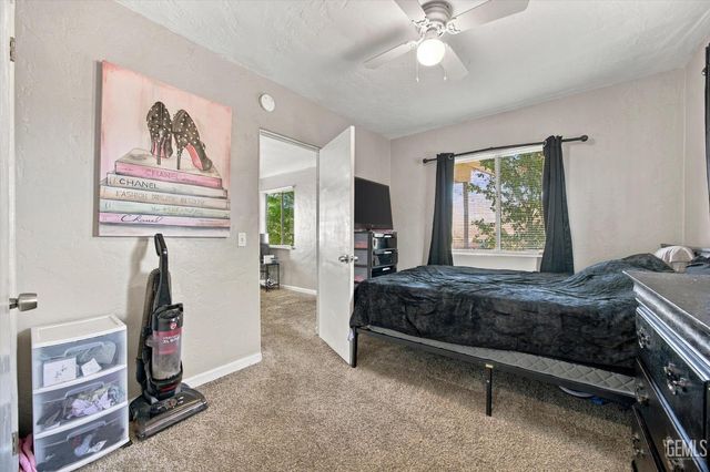429 Wilson Avenue, Bakersfield, CA 93308