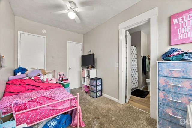 429 Wilson Avenue, Bakersfield, CA 93308