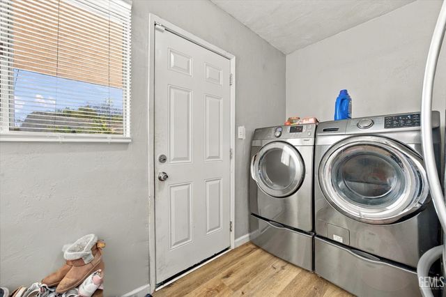 429 Wilson Avenue, Bakersfield, CA 93308