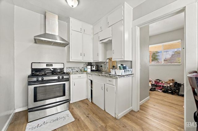 429 Wilson Avenue, Bakersfield, CA 93308