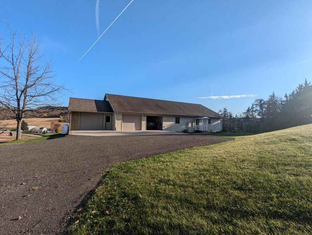 20627 County Highway AA, Sparta, WI 54656