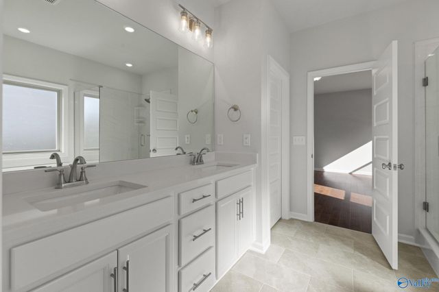 1602 Calistoga Circle NE, Huntsville, AL 35811