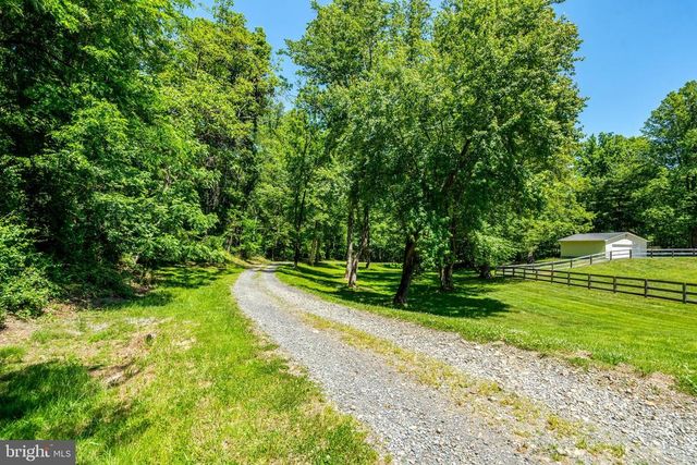 4645 MORGANS BLUFF DR, Marshall, VA 20115