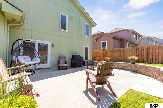 6440 N 105th Street, Omaha, NE 68134