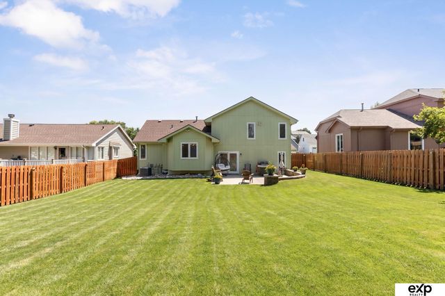 6440 N 105th Street, Omaha, NE 68134