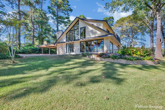 3242 Bert Kouns Industrial Loop, Shreveport, LA 71118